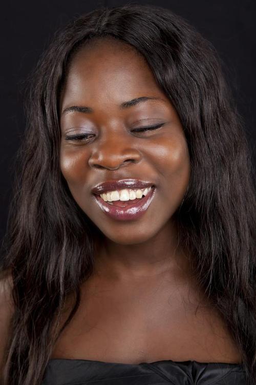 非洲笑容图片_热情好客，快乐分享