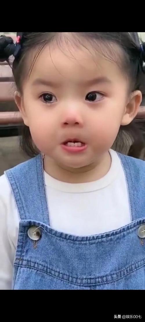 十大网红小女孩表情包_分享你爱的网红小女孩表情包，微信抖音必备！