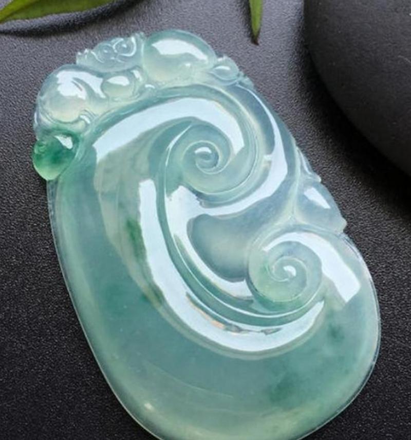 买了一个全是苍蝇翅的翡翠_种水决定，冰种细腻如网