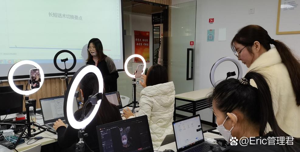 为什么别人直播间画面那么清晰_好设备配强网，光线对焦也很关键