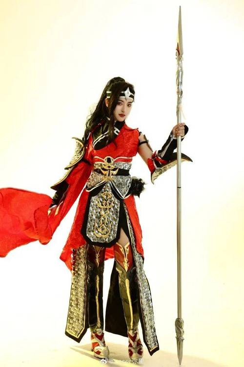 手拿长枪骑马古风图_古代英武将军骑马持枪，气吞山河！